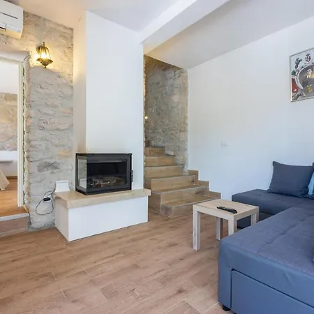 Ana Villa Motovun