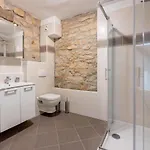 Ana * Motovun