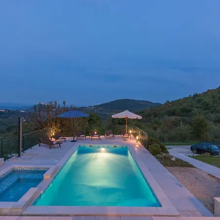 Ana Villa Motovun
